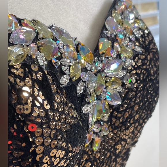 NWT Prom Victoria’s Sequins Rhinestones Black/Gold Gown Dress Women’s Size 6 - Picture 5 of 16
